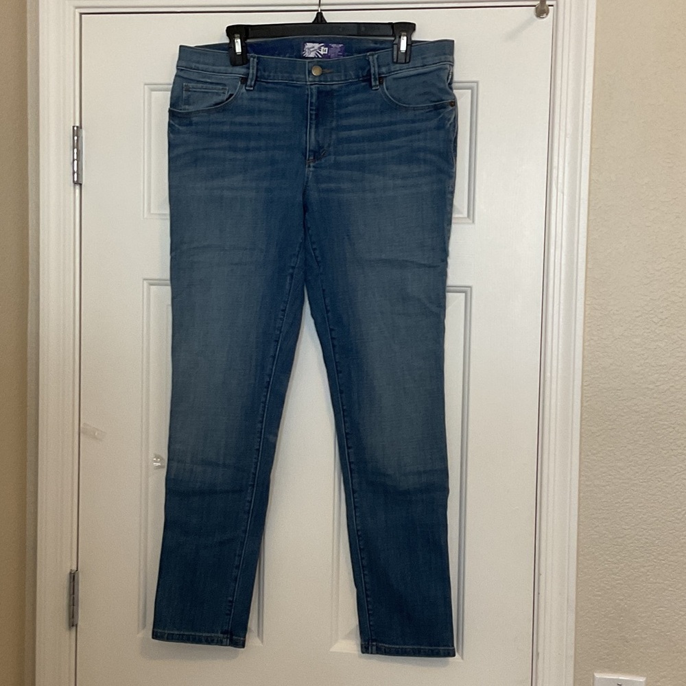 CLASSIC DENIM SIZE 14,  Stylish Blue Skinny Jeans,98% cotton